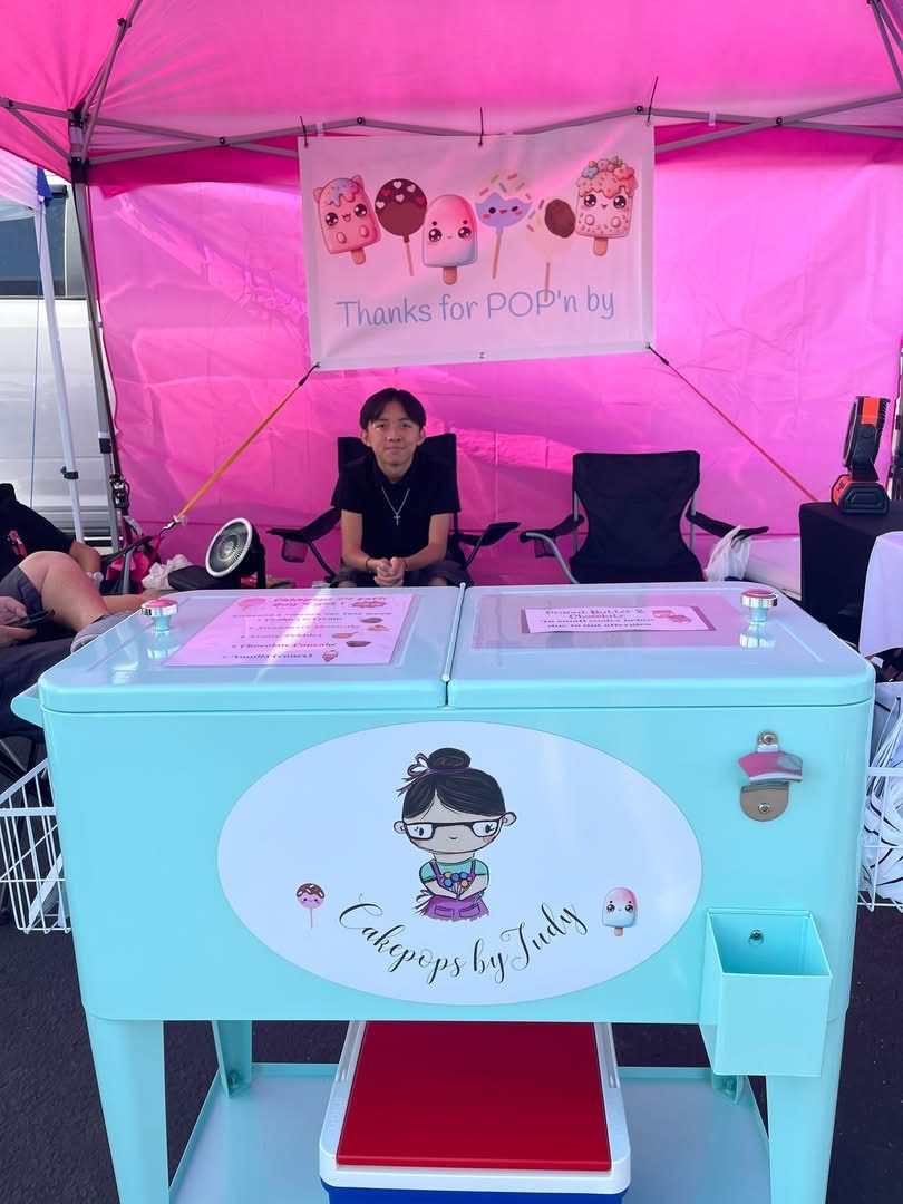 Cakepops by Judy booth with the cooler and logo